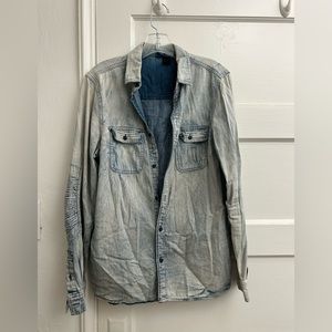 Long sleeve casual faded denim button down shirt